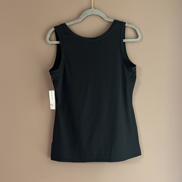 Brand new black tank top. Athletic stretch new direction size medium. Women’s. - Picture 5 of 5